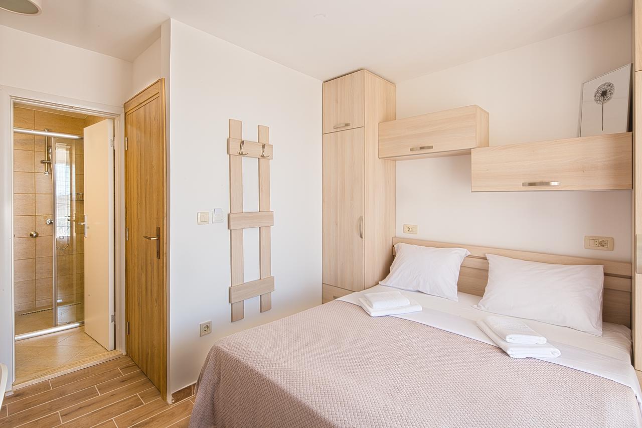 Apartments Djuro Rafailovic ブドヴァ エクステリア 写真