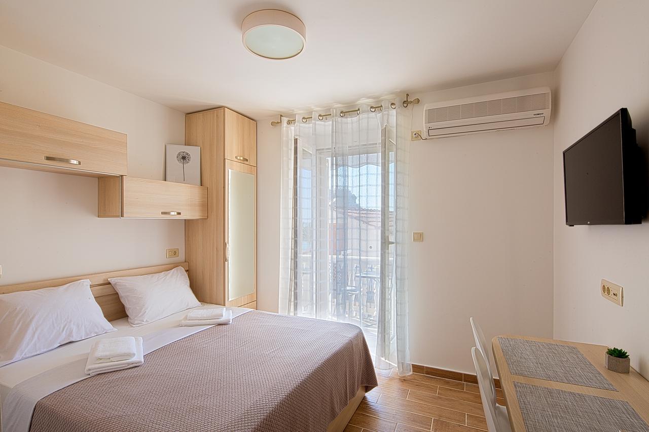 Apartments Djuro Rafailovic ブドヴァ エクステリア 写真