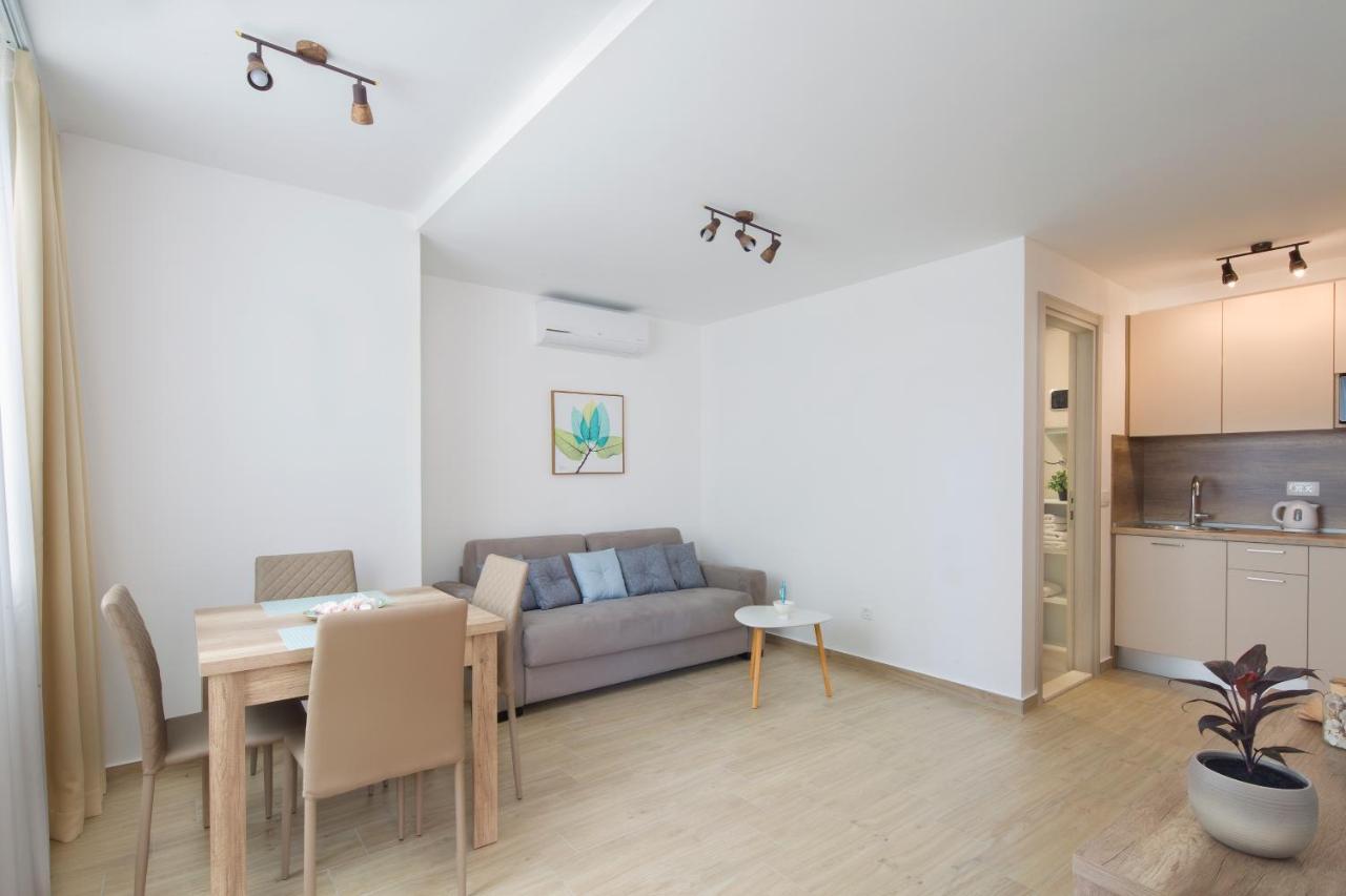 Apartments Djuro Rafailovic ブドヴァ エクステリア 写真